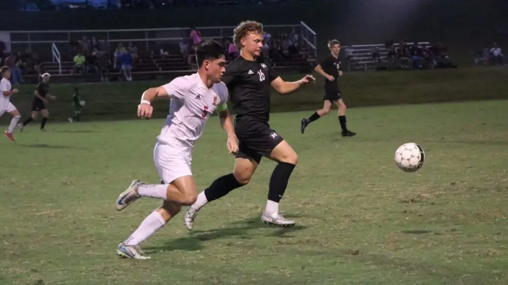 maroons-daviess-46-e1755664645906705757