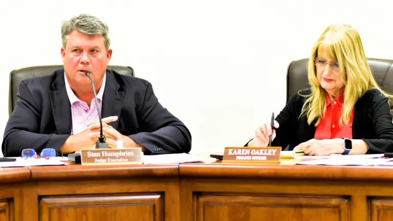 090225-humphries-1-2