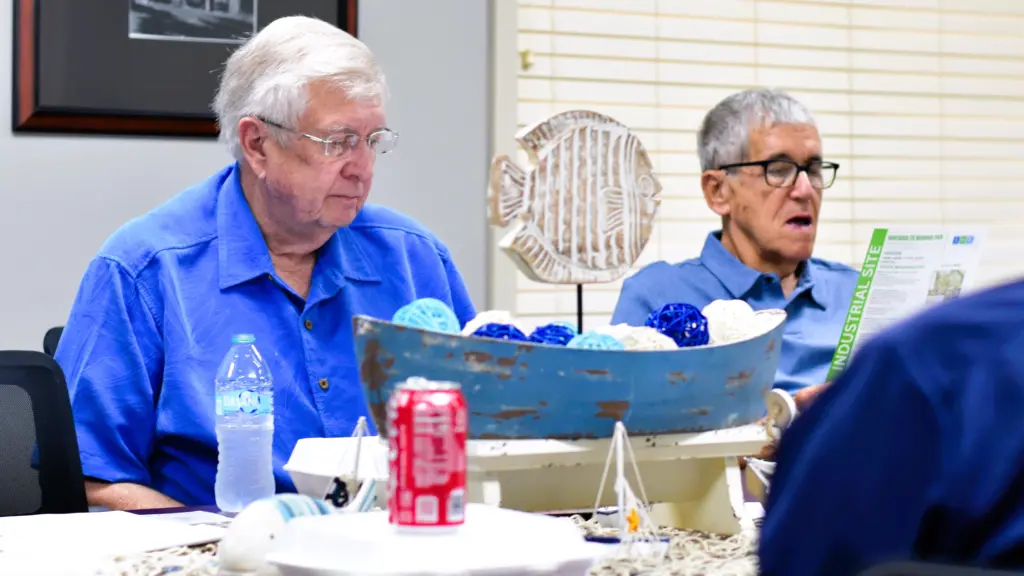 090425-cadiz-trigg-edc-1