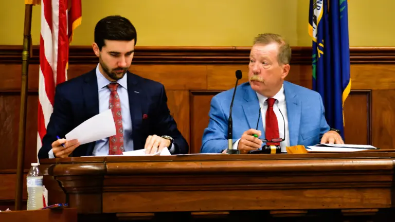 101425-foster-peterson-1