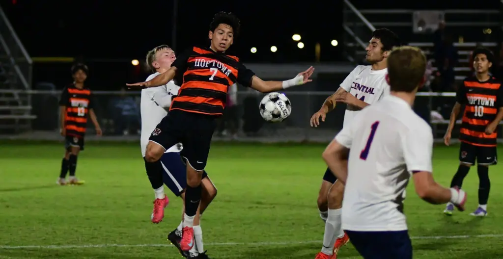 dsc_5627-e1760589439250199392