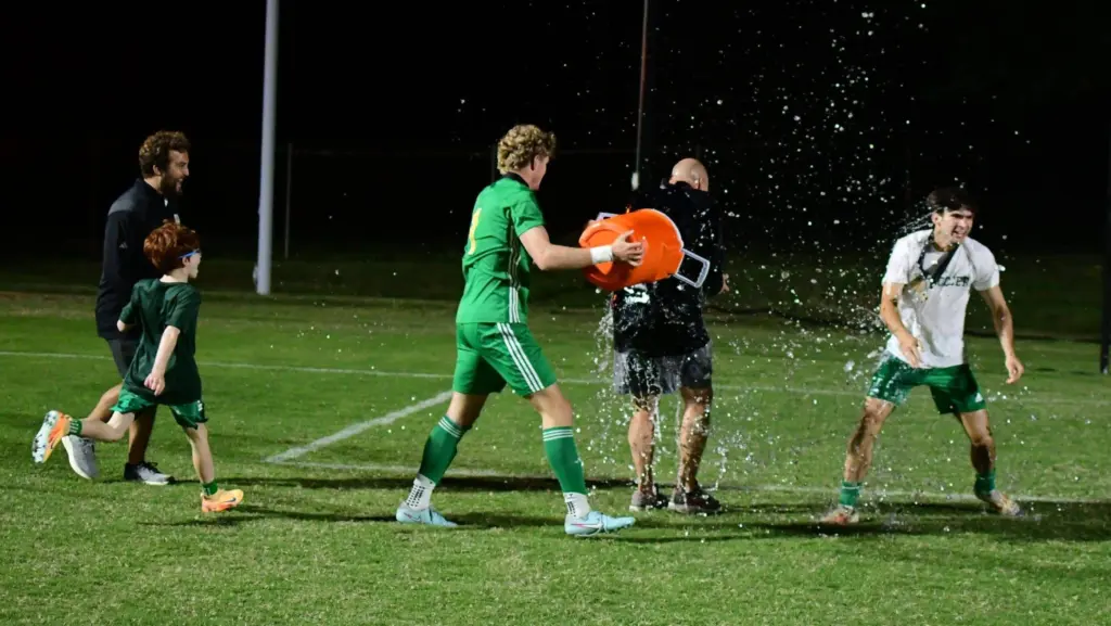 dsc_6366-e1760913201240840320