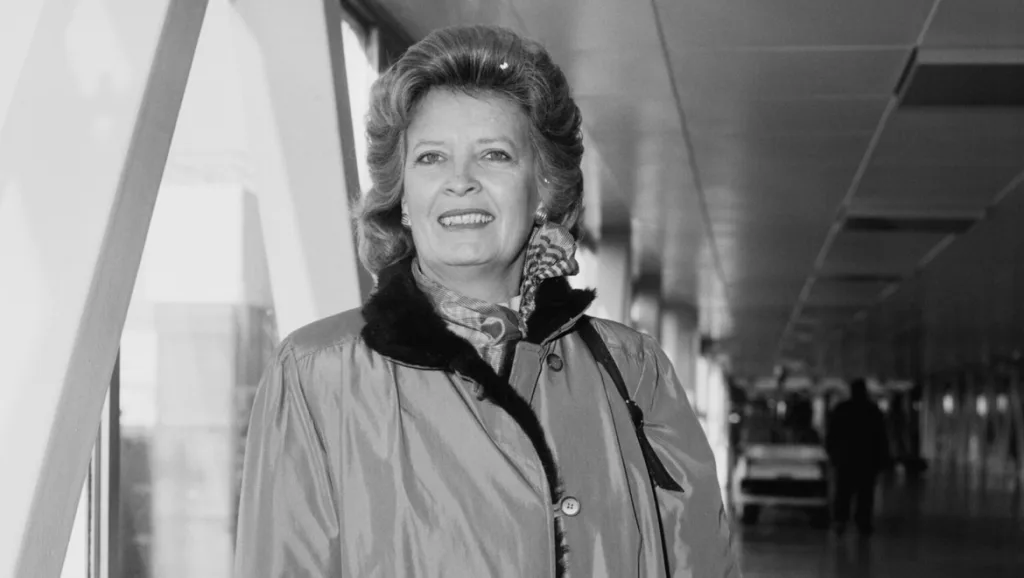 martha-layne-collins-kentucky-lantern-photo