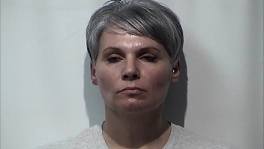 10-15-25-jennifer-quisenberry-mugshot