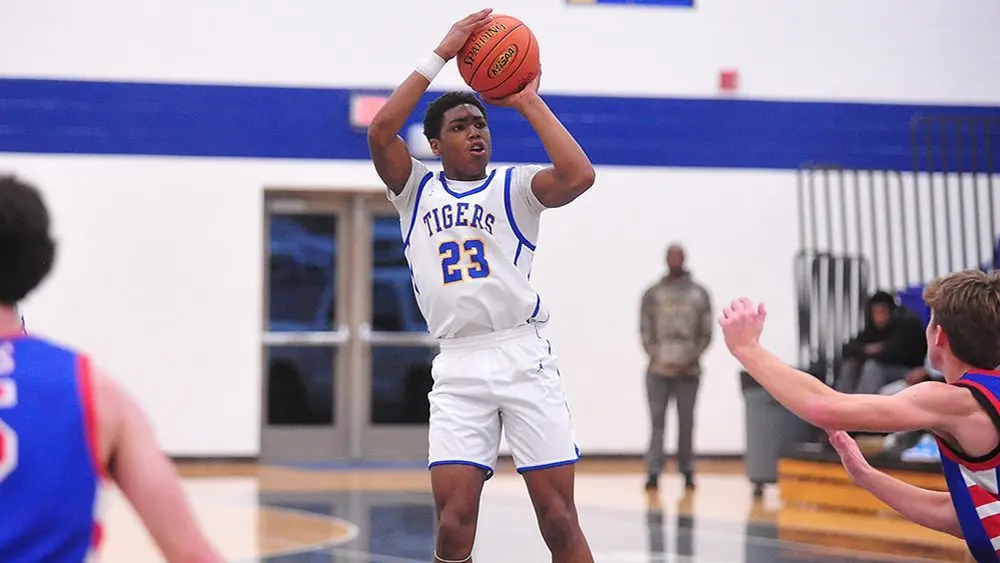 daelyn-lander-vs-acs936420