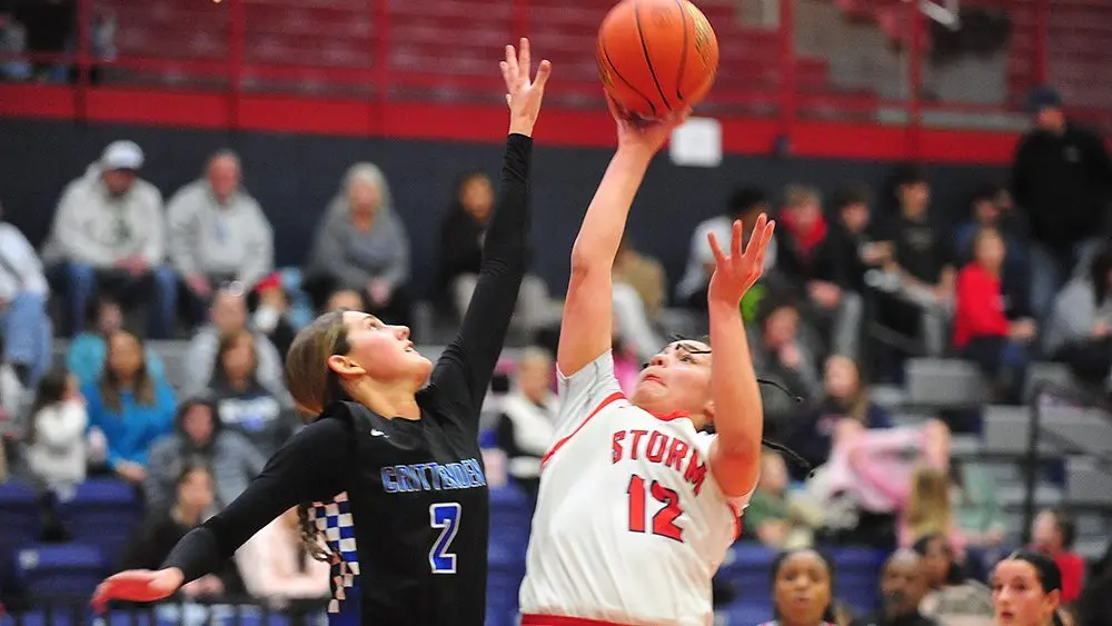 tyah-white-vs-crittenden717955