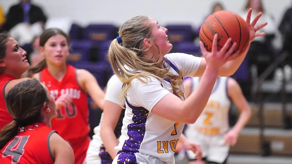 trinity-taylor-vs-livingston941748