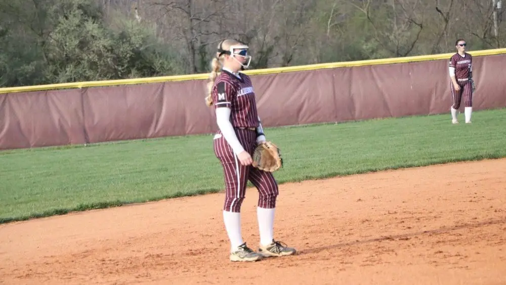 softball-36-e1774914361396799295