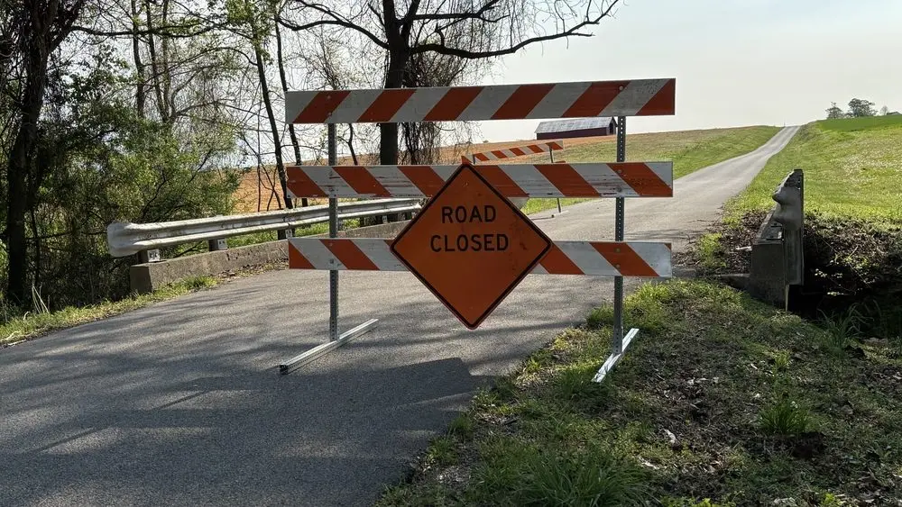 old_hopkinsville_road_bridge_2_cropped
