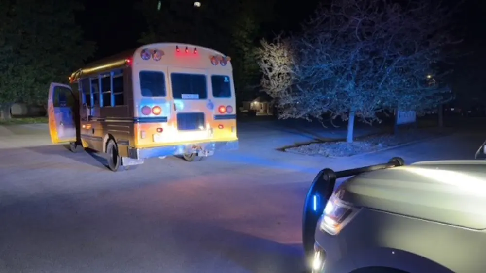 cjykmlnuyxbjagf0lzezljg2ljauntmgkglqag9uzte4ldi7iglpuyayni4zlje7igd6axapiai-2