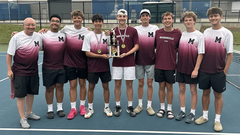 maroon-border-bash347638