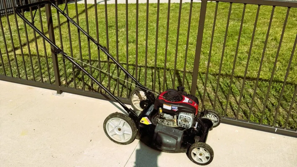 041626-lawn-mowers-1