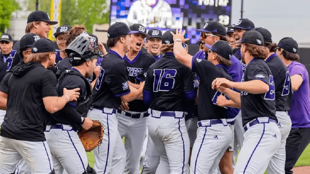 kwc-baseball173409