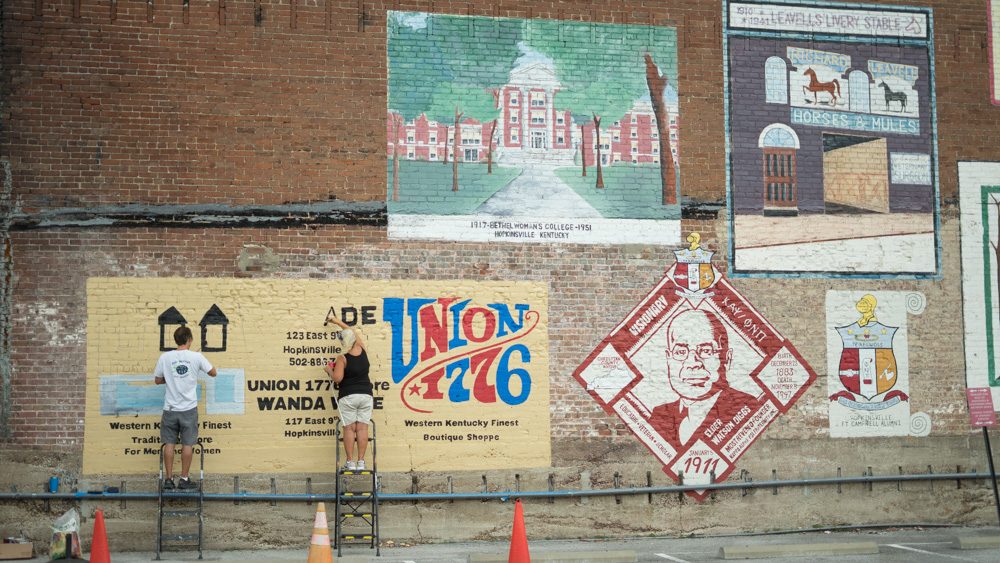 Christian County Art Teacher Spends Summer Creating Mural Honoring Hopkinsville History