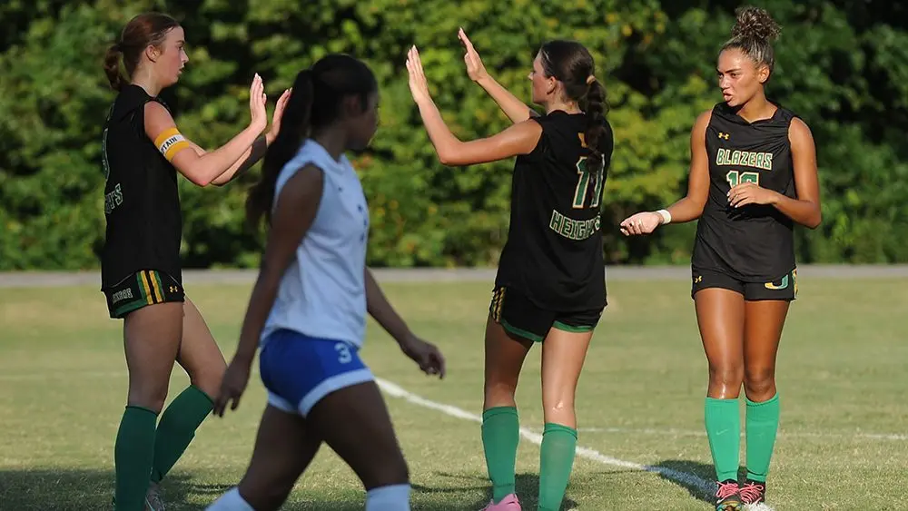 uha-soccer344171