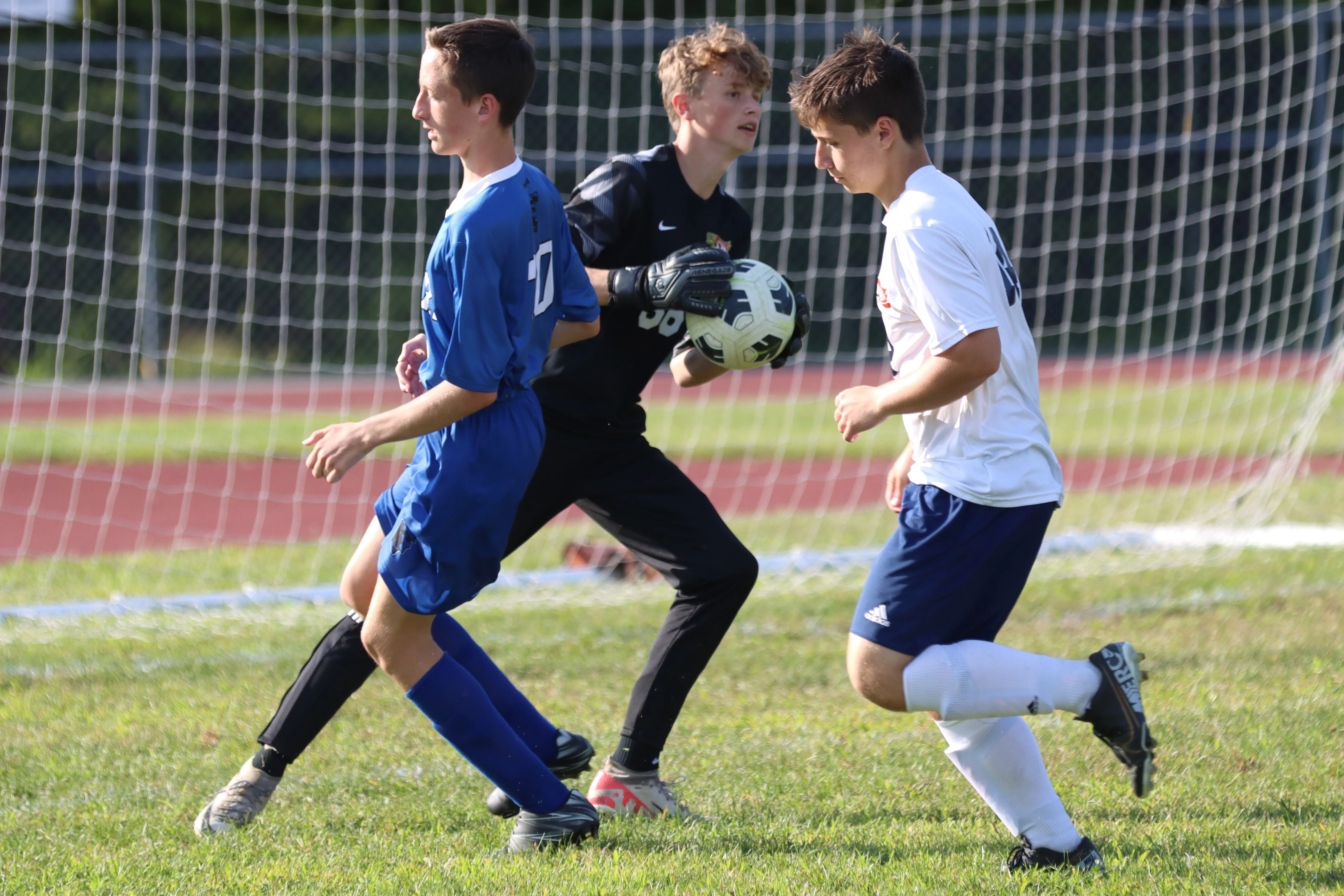 miners-soccer-four-haven-goalie-save