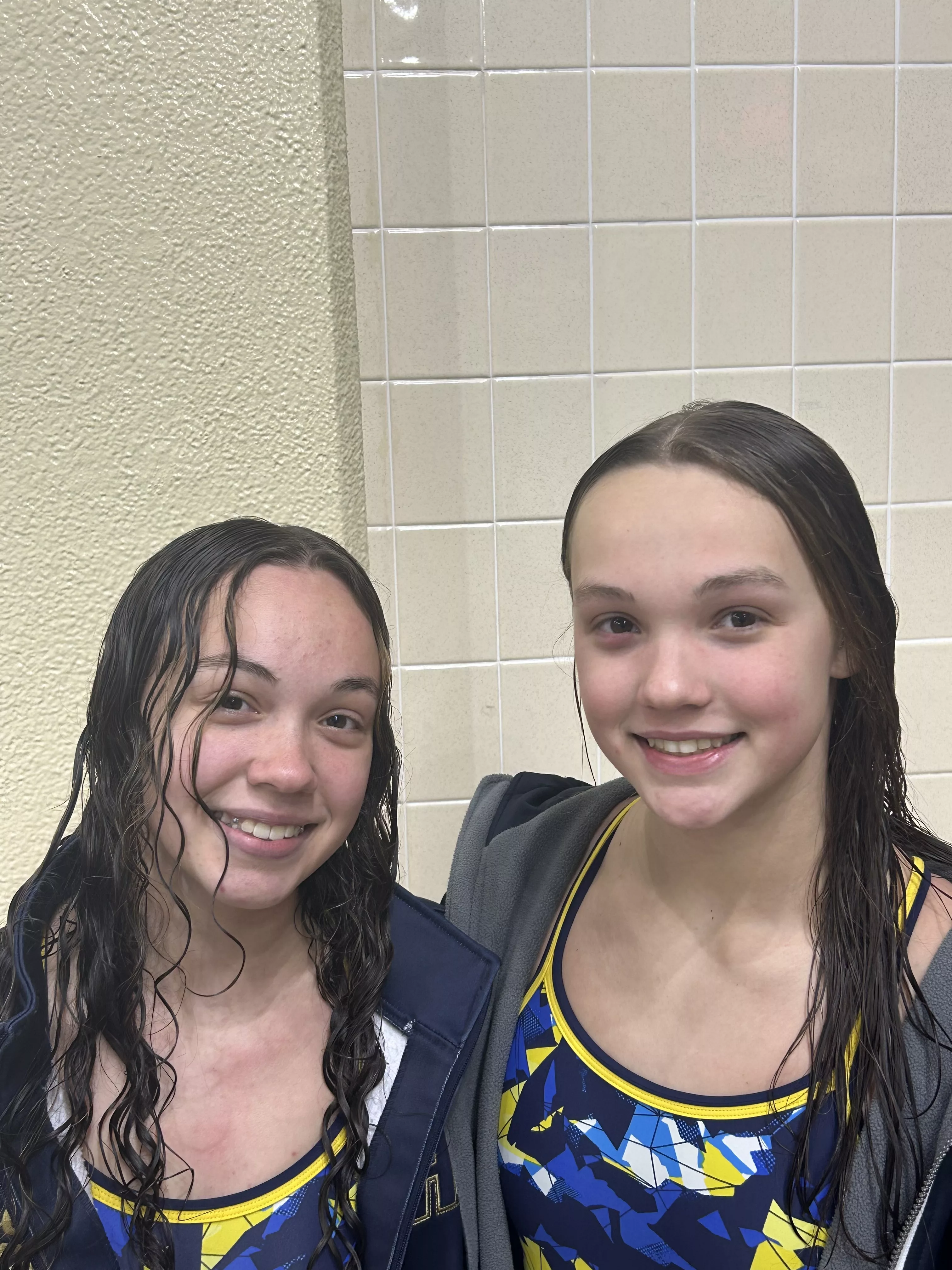 shswimstauffersisters