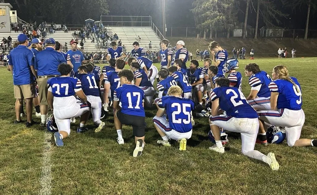 fbhwvteamhuddle