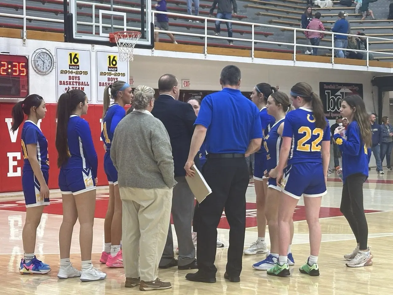 gbk-marian-huddle