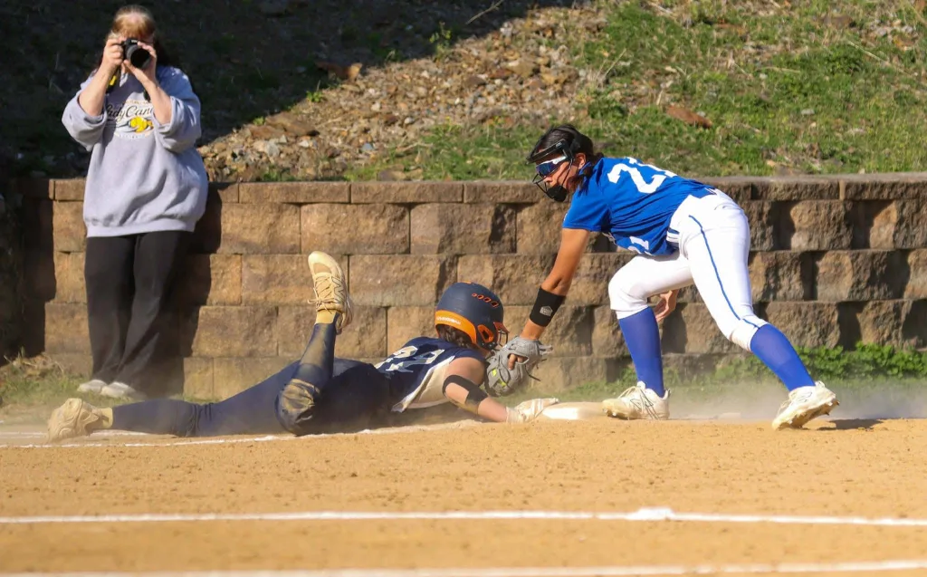 e1cc220c-ebb6-4f26-8d44-4e8f42749651