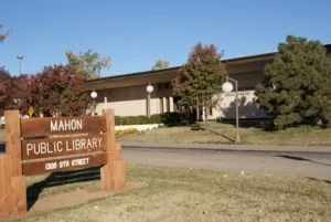 mahon-library-2-300x201232071-1