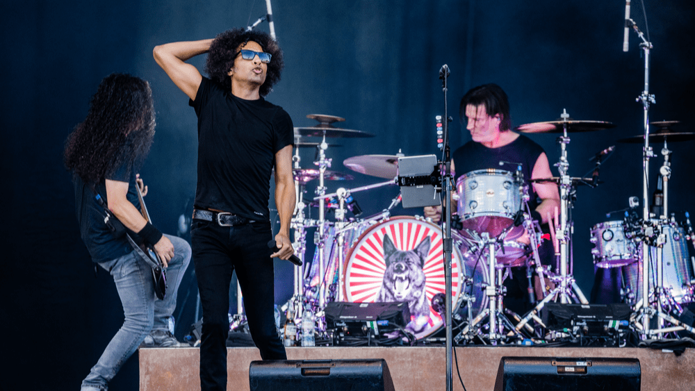 Watch members of Sum 41, CKY, and more Cover Alice In Chains' "Would?" | WKLR - Vimarsana News