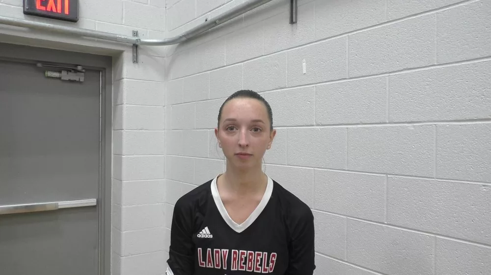 00049-frame-at-0m1s324571