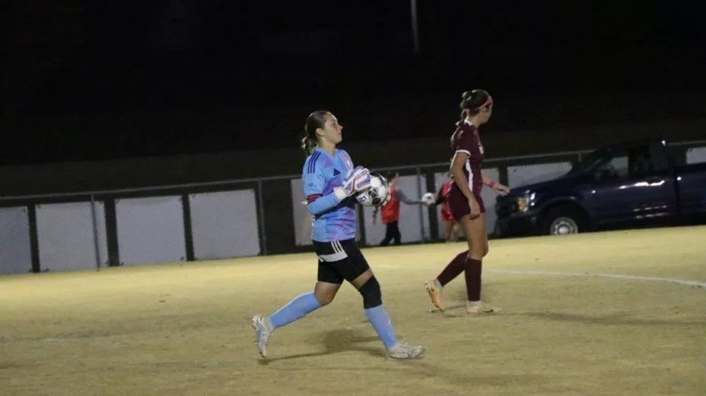 madville-bg-girls-71-e1729656515282221060