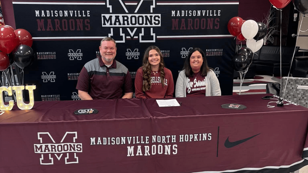 melton-signing117490