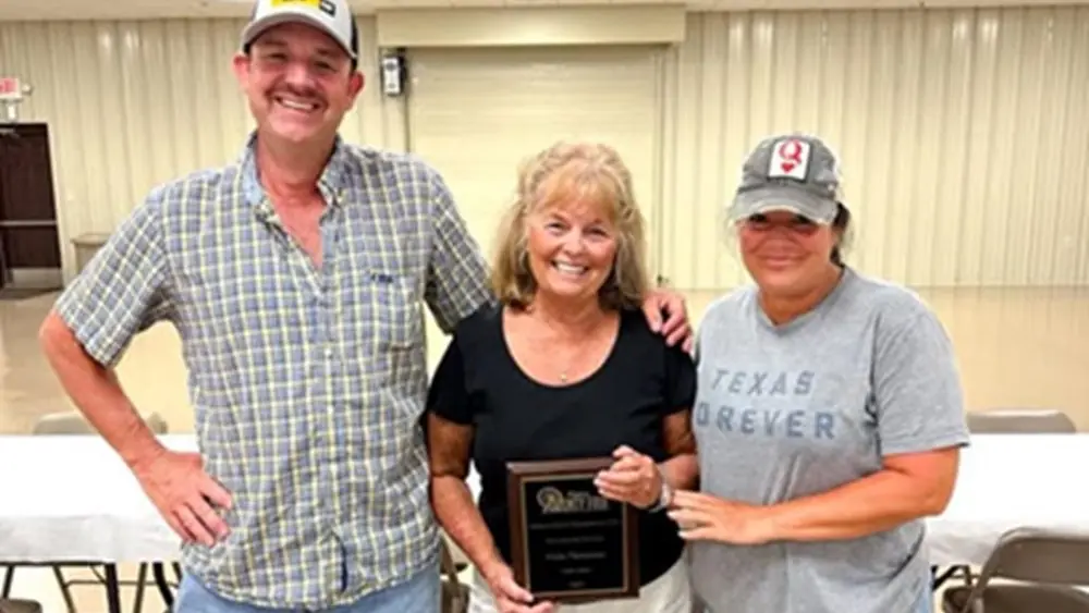 07-15-25-hopkins-county-madisonville-fair-volunteer-pic