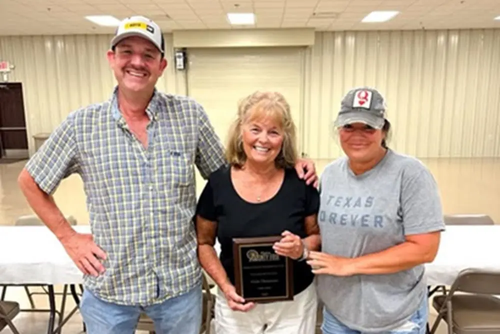 07-15-25-hopkins-county-madisonville-fair-volunteer-pic