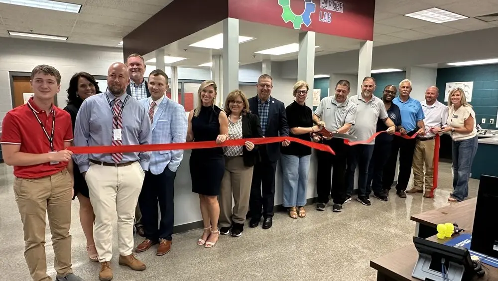 08-02-25-hcs-james-madison-ms-career-lab-ribbon-cutting