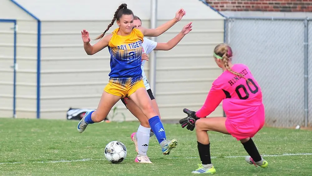 caldwell-hoptown-girls796605