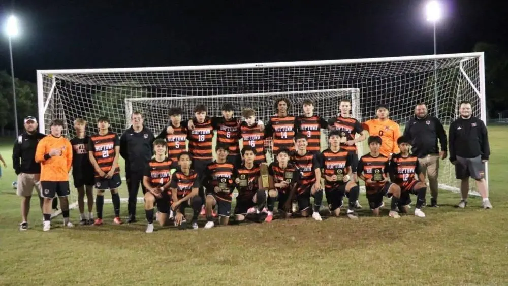 hoptown-uha-title-match-20-e1760063908819266607