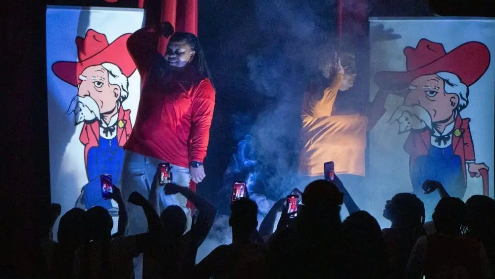 dsc04392-e1762660087619459702