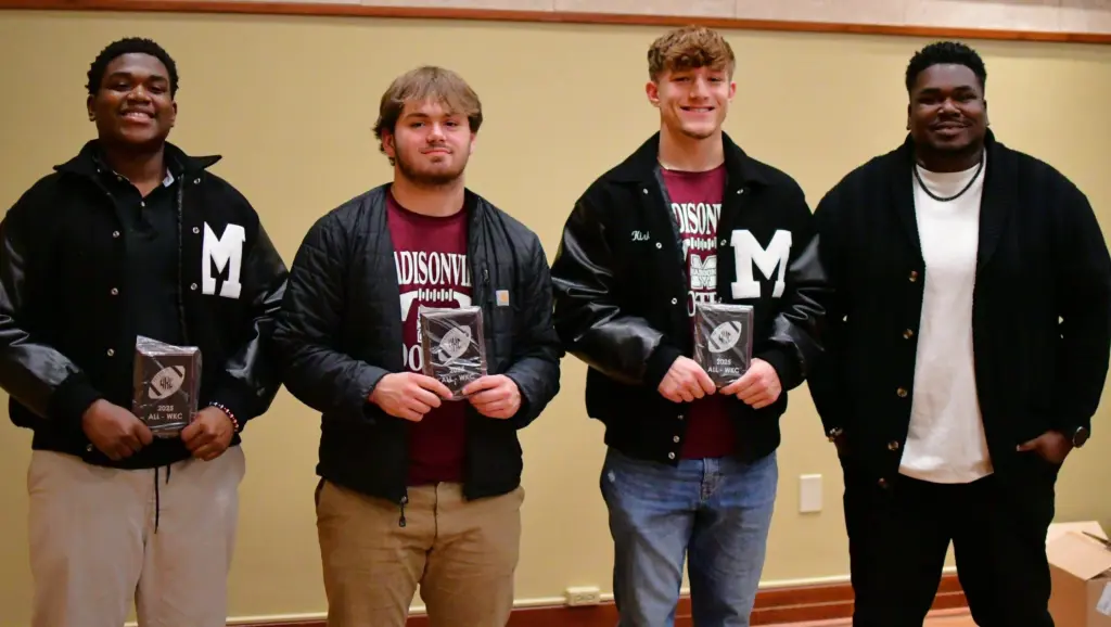 dsc_2473-e1765432590728972432