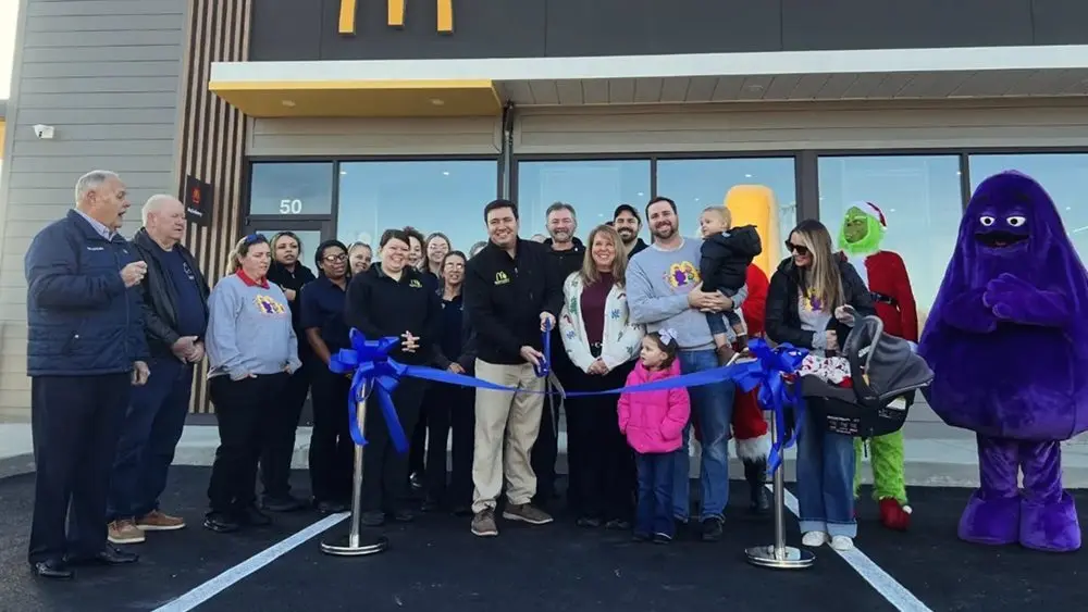 12-23-25-hanson-mcdonalds-ribbon-cutting-mcenaney-family-mcdonalds-facebook-page