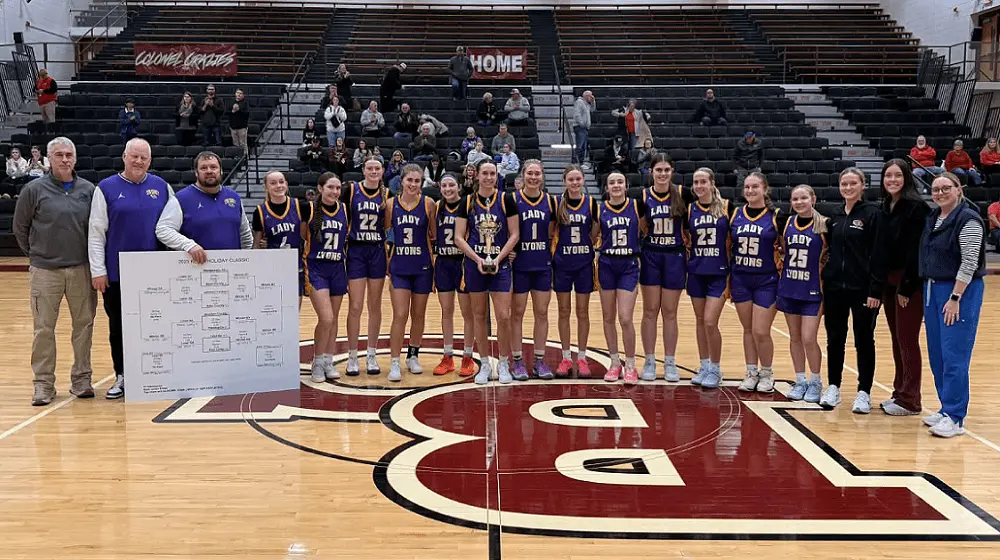 lady-lyons-title920726