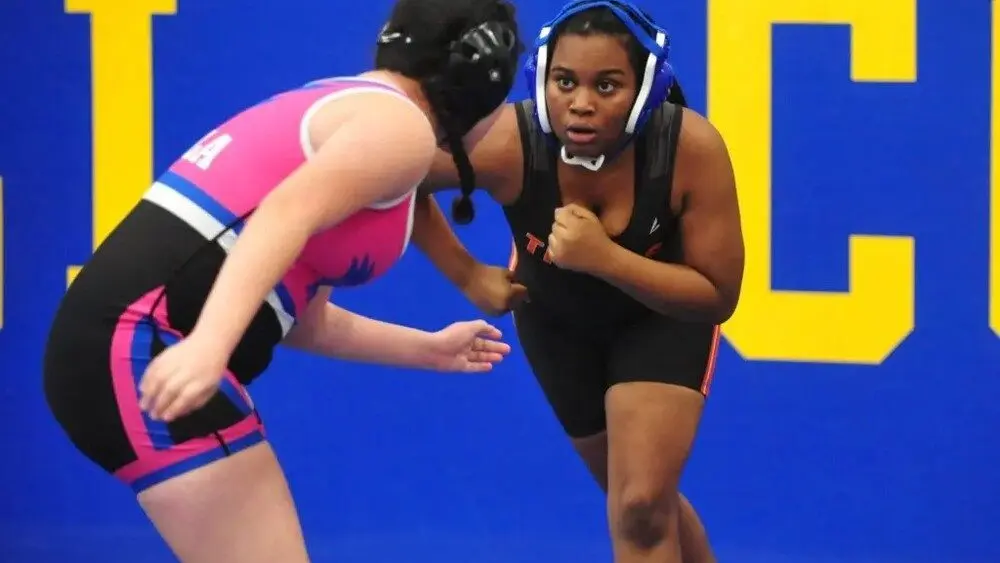 ccv_1995-ezgif-com-resize74346