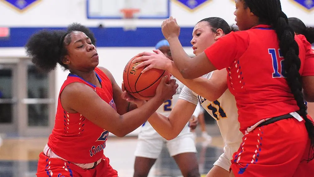 christian-caldwell-girls53737