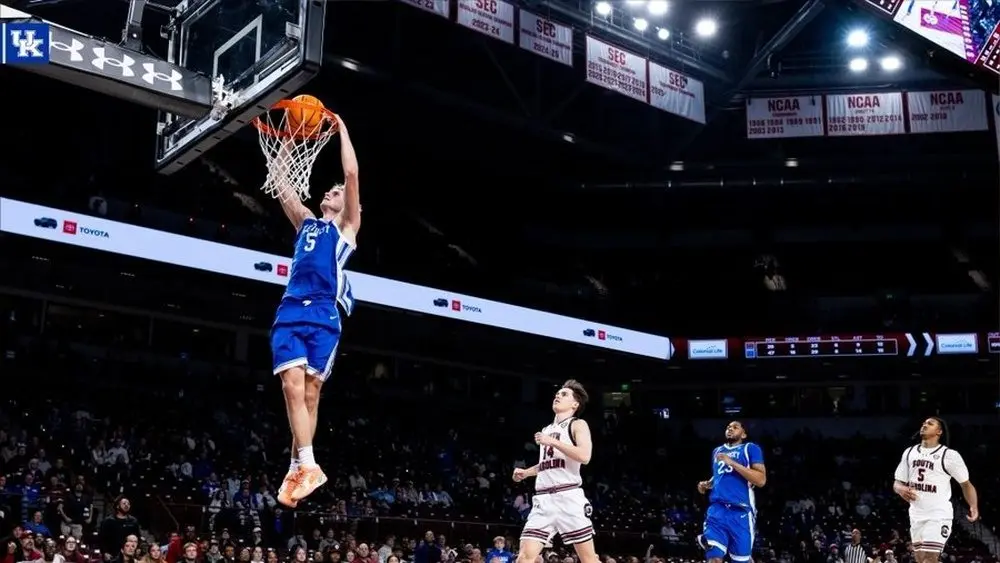 kentucky_dunk_1000x563391213