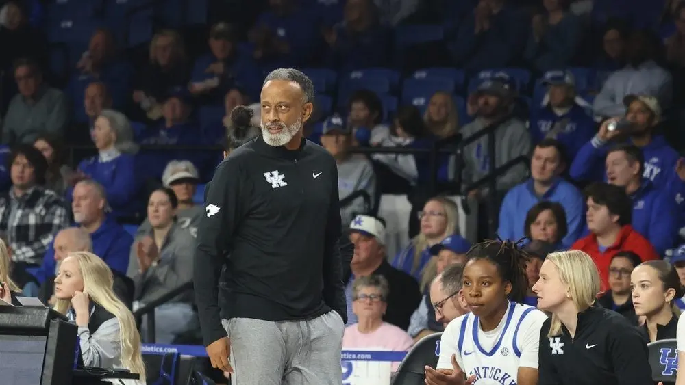 coach_brooks_1000x563_recrop98415