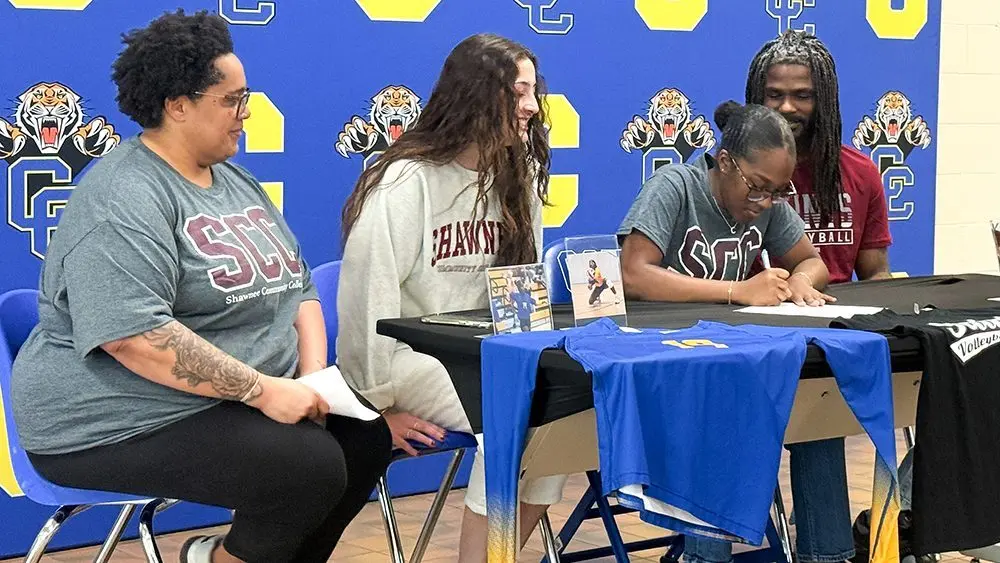 chevy-mcgowan-signs912564