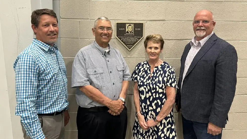 04-15-26-kentucky-sports-factory-plaque-1