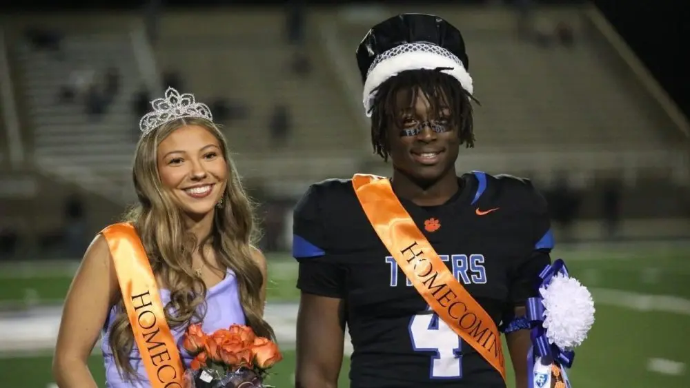 homecoming-2-e1792208641691183039