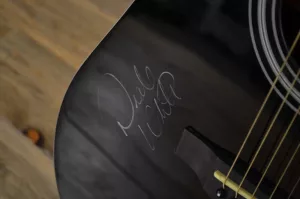 drake-white-signature