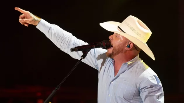 m_codyjohnsoncmafest2024disneylarrymccormack858534