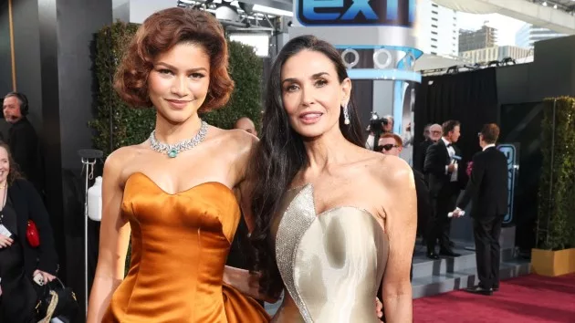 e_demimoorezendaya_010525788748