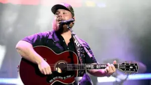 getty_lukecombs_111825806535