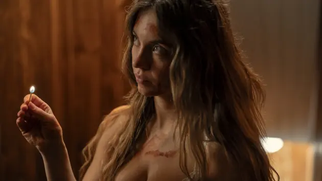 e_thehousemaid_010626906608